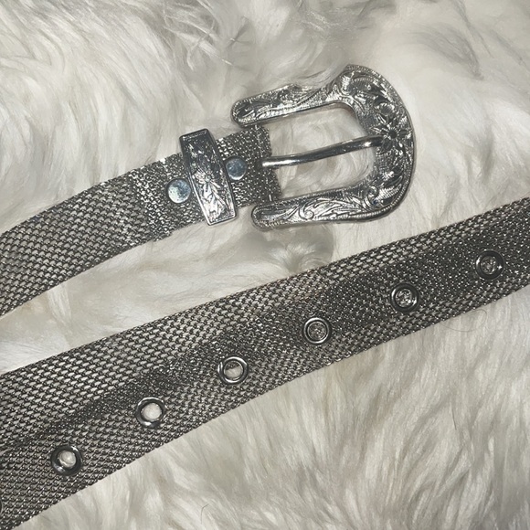 Belt - Picture 2 of 2